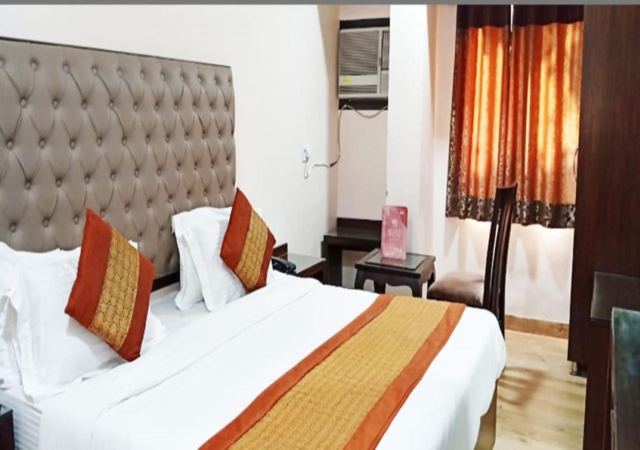 Hotel Green Snapper'100 M From Delhi University Near Isbt Kashmiri Gate ニューデリー エクステリア 写真
