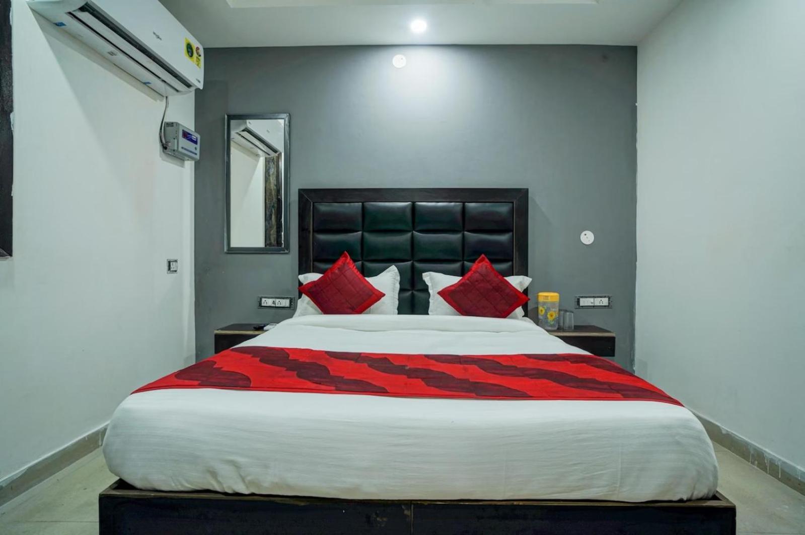 Hotel Green Snapper'100 M From Delhi University Near Isbt Kashmiri Gate ニューデリー エクステリア 写真